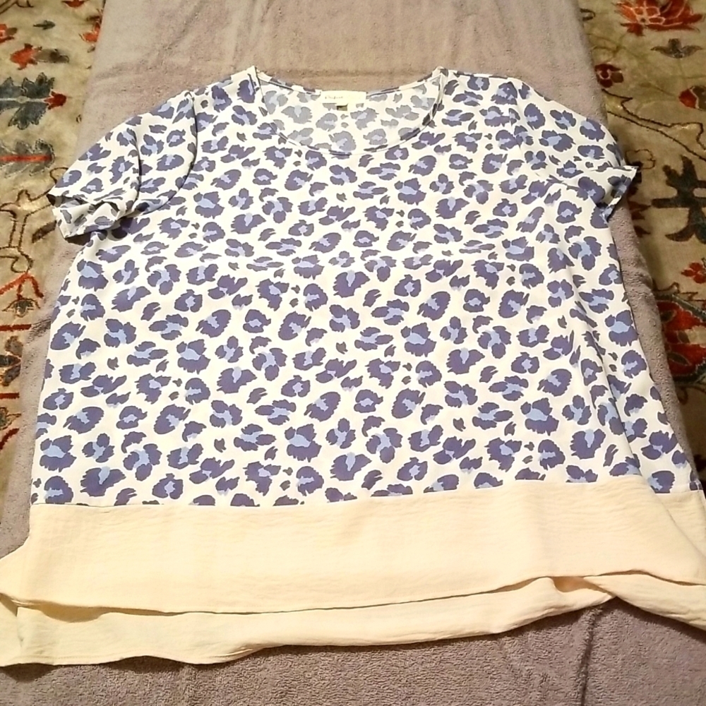 Perfect peach top